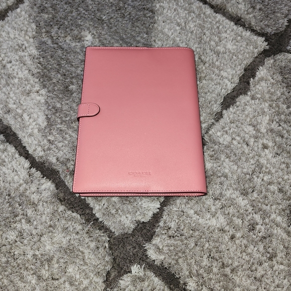 Coach Notebook - Picture 4 of 6